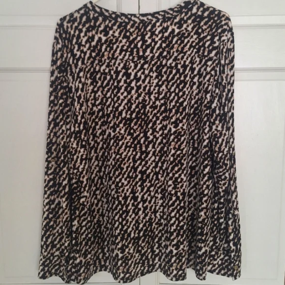 Dana Buchman button-down top - Picture 5 of 6